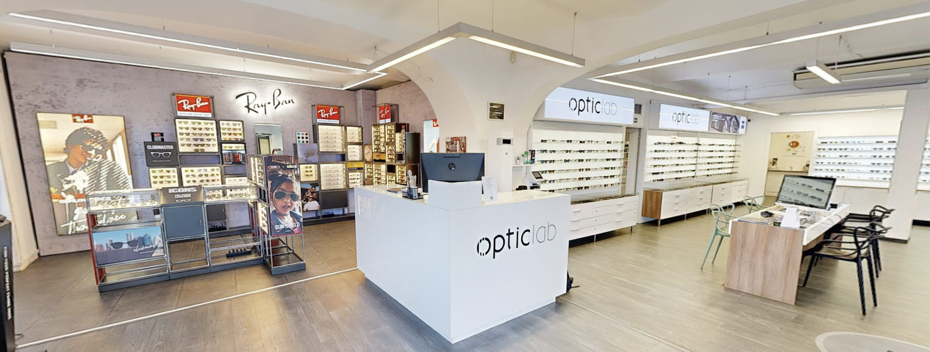 OpticLab Jiráskovo náměstí – interiér optiky