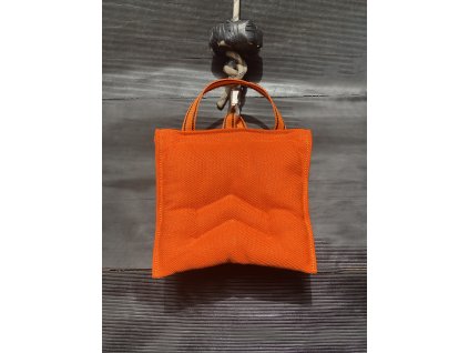 087B46AC 2B48 46D7 9EDF D825E46D39DC