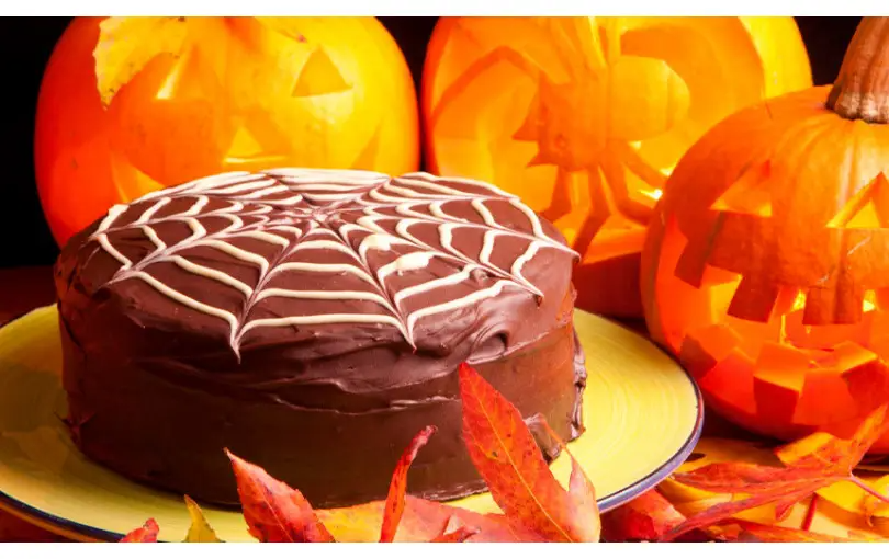 Halloweenský čokoládový dort: Strašidelně dobrý recept