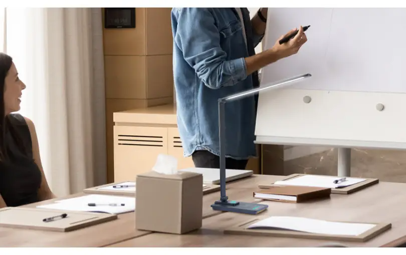 USB lampa s nabíjačkou posvieti vždy a všade