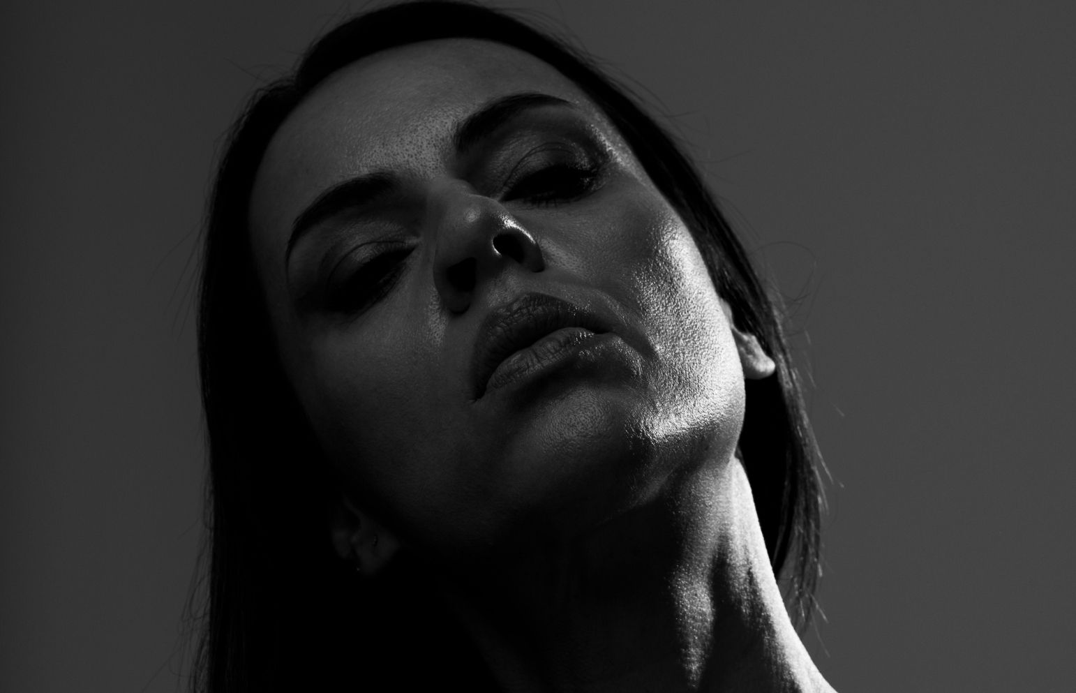Aromaterapie pro ženy. Nejlepší oleje na PMS, menopauzu a hormonální rovnováhu