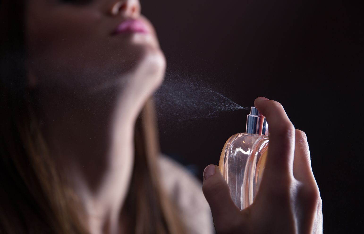 Co je parfém a co přináší do parfémového průmyslu aromaterapie?