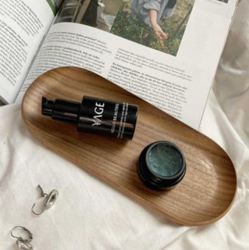 Kozmetické objavy Elišky Pichoňskej (@elimakeupartistblog) roku 2020