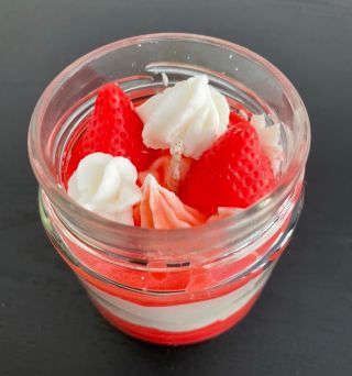 Zážitkový workshop výroba svíčkových dezertů 🤍🍰🫶🏻 termíny na webu ✨