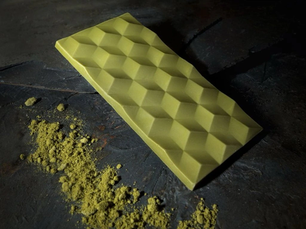 MoonChocolate - MATCHA - bílá čokoláda s Matchou a 44% obsahem kakaového másla