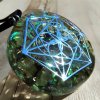 Přívěsek z orgonitu s přírodními kameny olivínu a sakrální geometrií