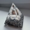 Orgonitová pyramida s měsíčním kamenem, opalitem a křišťálem