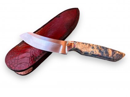Pevný ručně kovaný nůž z Afriky