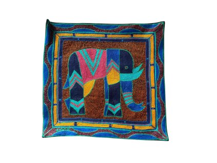 Vyšívaný polštář 45x45 kaross (13)