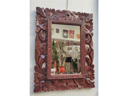 Dřevěné zrcadlo masiv s řezbou model R6 40x30cm
