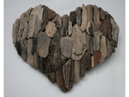 Srdce z vyplaveného dřeva velikost S 30x25cm