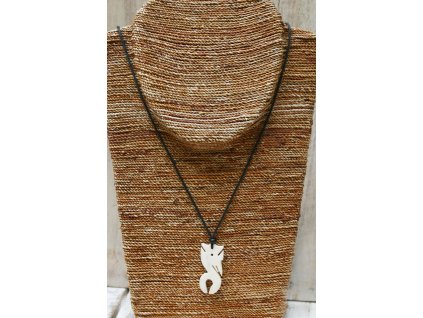Přívěšek z buvolí kosti delfín na voskované šňůrce obvod cca 42-84 cm