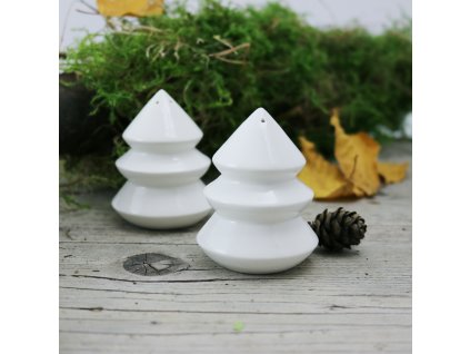 V lese slánka a pepřenka