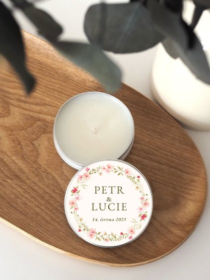 personalizovana-svatebni-svicka-elegantni-design