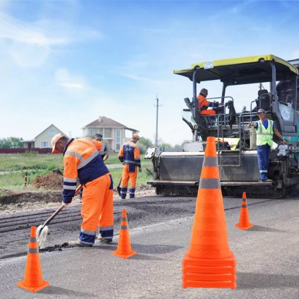 us 28ZDAQZ28YC4I2SSDV0 original img v1 safety cones m100 1.12