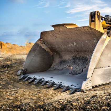 Zubová lišta lžíce, 72'', 9zubá lišta pro těžký traktor s nakladačem a smykem řízeným nakladačem, nosnost 4560 liber, šroubovaná konstrukce, pro efektivní výkop půdy a ochranu lžíce