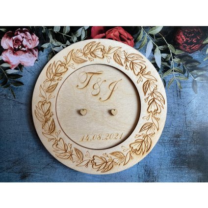 Drevený podnos na obrúčky 11  Drevený podnos na obrúčky 11