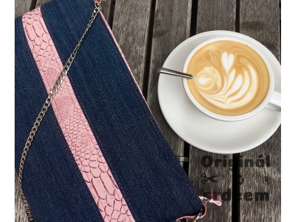 0706E5E3 C8CD 4C44 89FB 8995F60DF67F