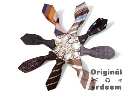kravatova-klicenka-originalni-design-upcyklace-original-srdcem-1