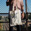 Banksy taska Flower thrower 4