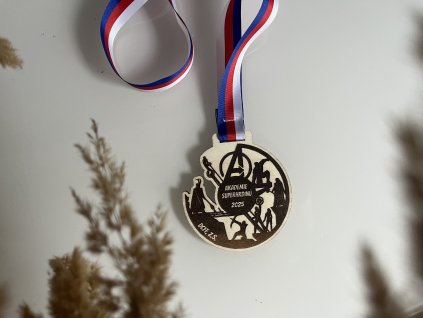 Dřevěná medaile na přání – dětský tábor (9 cm)  Zakázková výroba na míru