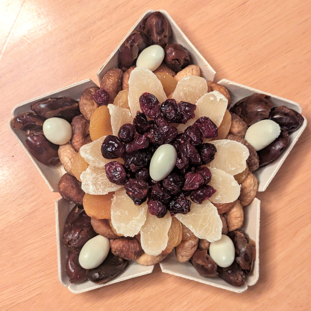 Vánoční dárkové krabičky s ořechy