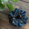Scrunchie  Leaf me be - Bohyně  SILKY