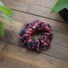 Scrunchie Rosie - 2v1  Velikost Bohyně