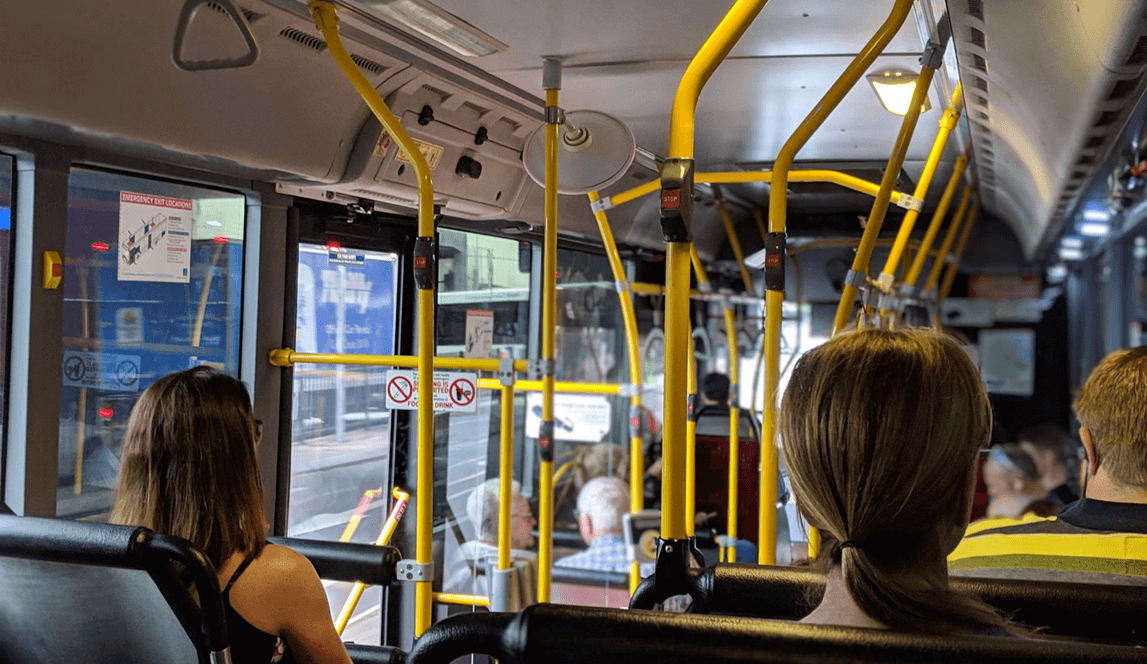 Vapování v autobuse