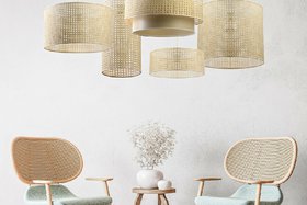 Ratanové lustry, světla a lampy