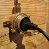mosazna-retro-zasuvka-s-krytkou-schuko-ip54-16a-13