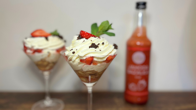 Jahodový dezert ve skleničce🍓