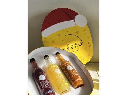 Balení tří sirupů ve vánočním balení