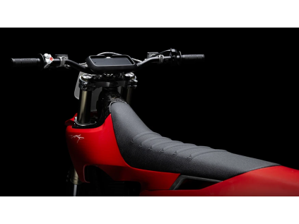 SMX1 2 red seats grip