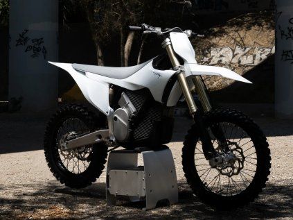 Stark varg MX White otechride