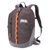 Petzl BUG lezecký batoh 18L Petzl (Barva šedá)