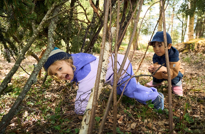 Proč je softshellové oblečení pro děti ideální volbou na jaro?