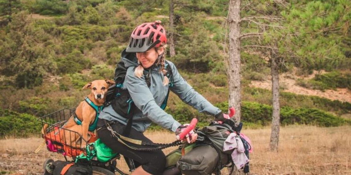 Step Out And Explore testují: outdoor bunda Nakron L