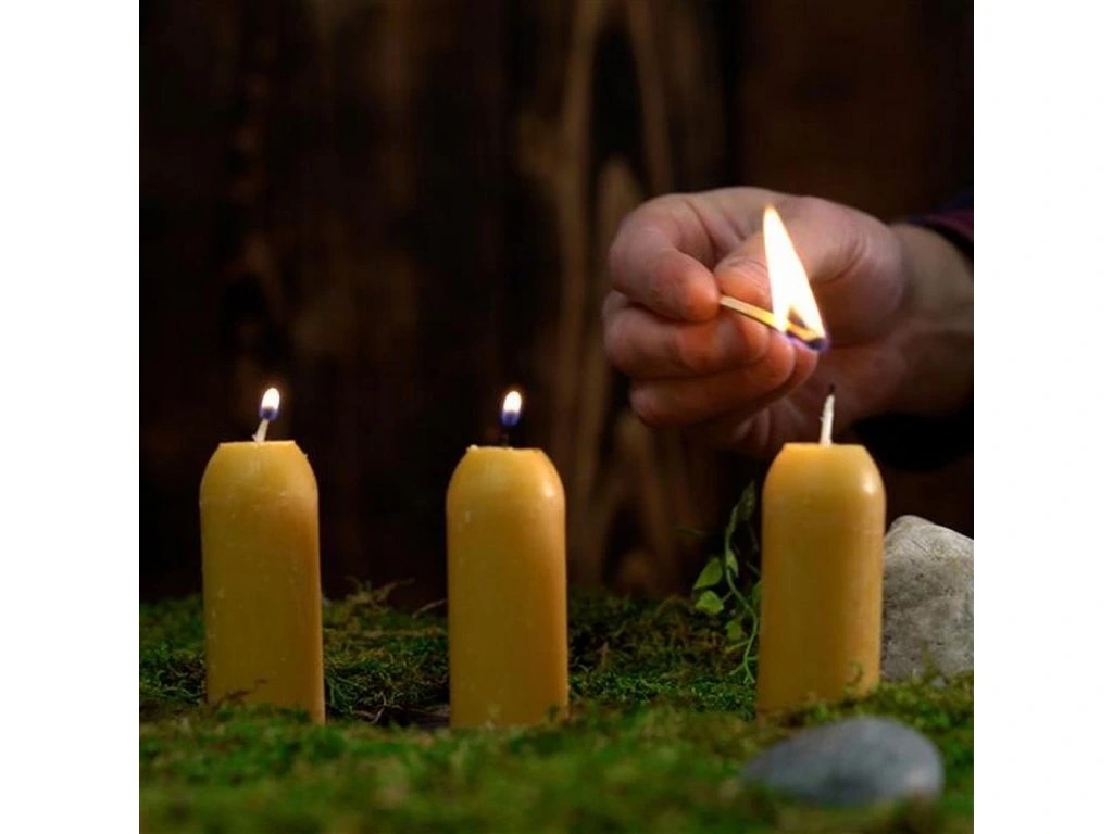 UCO gear UCO 12-Hour BeesWax Candles - 10 ks