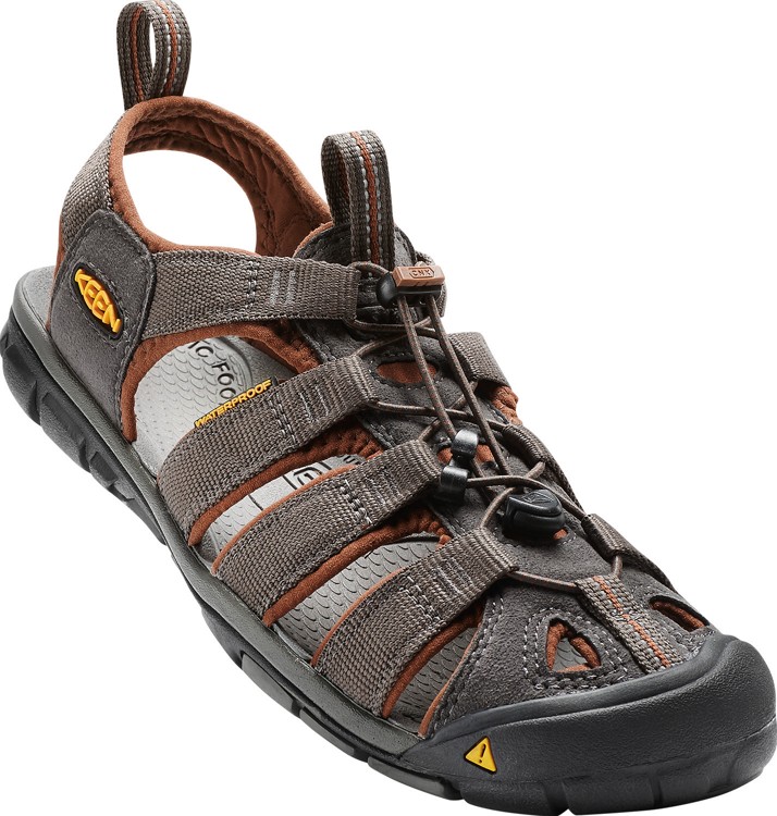 Keen CLEARWATER CNX M raven/tortoise shell Velikost: 42,5