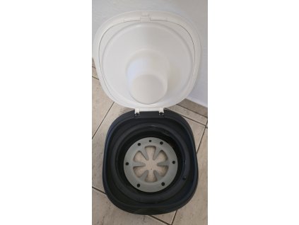 TOMMEE TIPPEE Twist and Click náhradný vrchnák na kôš