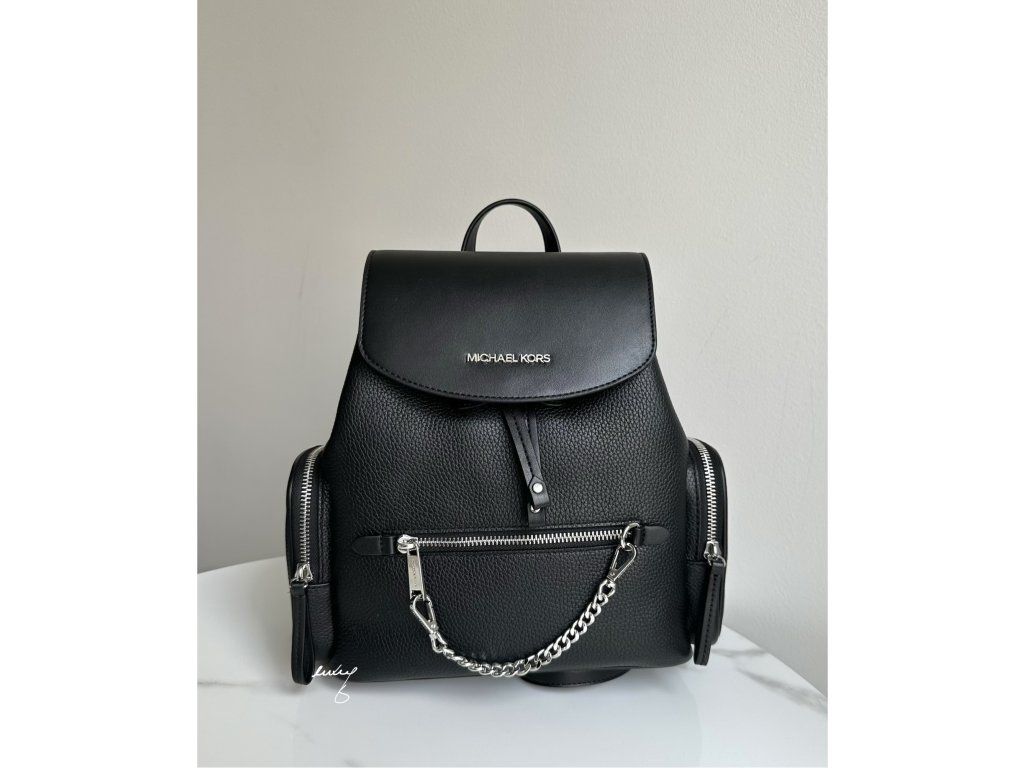dámský batoh Michael Kors Jet set item medium hnědý monogram chain backpack černý