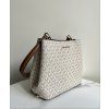 dámská kabelka Michael Kors Pratt medium bucket shoulder vanilla monogram
