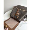 dámský batoh Michael Kors Jet set item medium hnědý monogram chain backpack brown