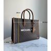 Dámská kabelka Mirella medium ew tote hnědá monogram