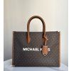 Dámská kabelka Mirella medium ew tote hnědá monogram
