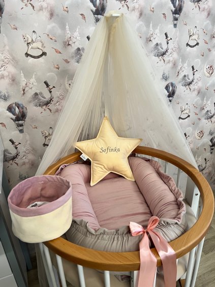 Tylová klasická nebesa na dřevěný držák - na přání  klasický tyl, na dřevěný držák/tyč