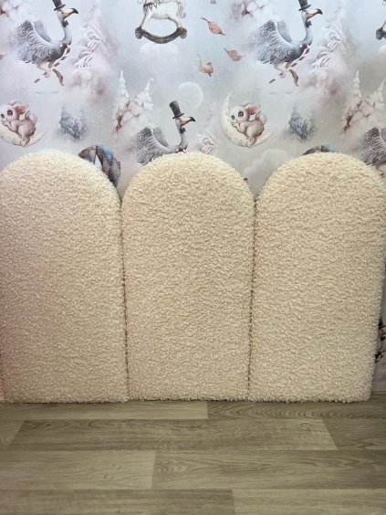 Panel na zeď 30x60 cm z beránka - na přání