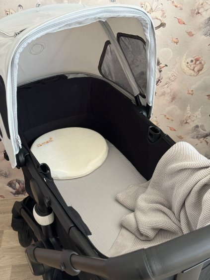 Mušelínové prostěradlo do Mojžíšova koše a do kočárku