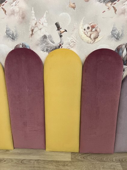 Panel na zeď 20x60 cm ze strukturovaného velvetu - na přání